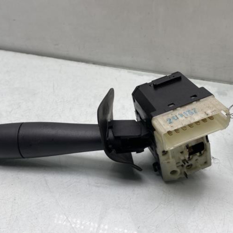 Commodo d'essuie glaces RENAULT CLIO 2 CAMPUS Photo n°3