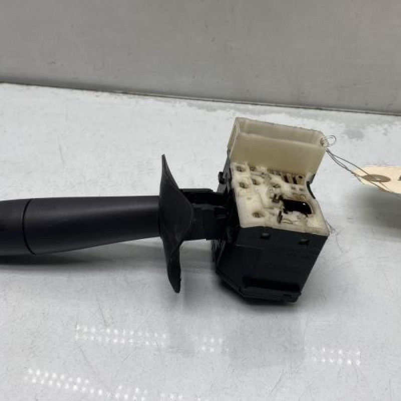 Commodo d'essuie glaces RENAULT CLIO 2 CAMPUS Photo n°4