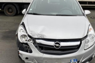 Custode arriere droit (porte) OPEL CORSA D