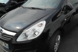 Pare boue avant gauche OPEL CORSA D