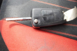 Pare boue avant gauche OPEL CORSA D