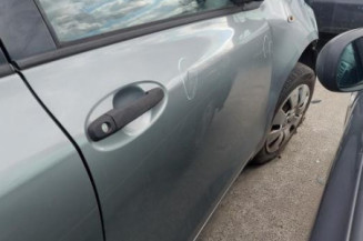 Pare boue avant gauche TOYOTA YARIS 2