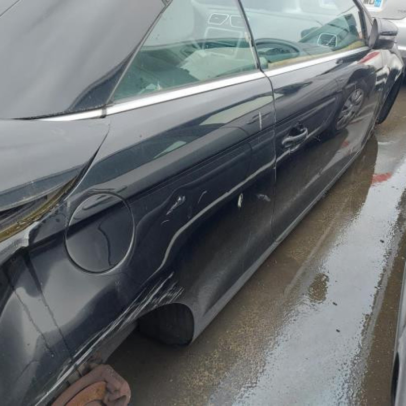 Pare boue avant gauche VOLKSWAGEN EOS Photo n°6