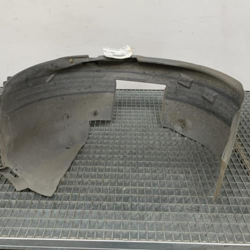 Pare boue avant gauche OPEL CORSA C Photo n°2