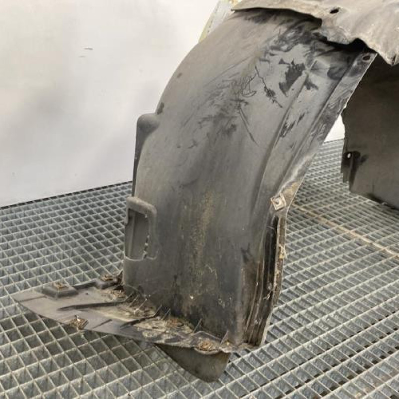 Pare boue avant gauche BMW SERIE 1 E87 Photo n°3