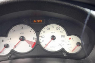 Pare boue avant gauche PEUGEOT 206