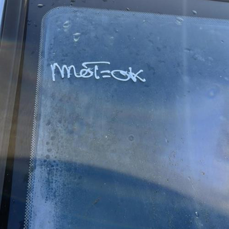 Pare boue avant gauche PEUGEOT 206 Photo n°13