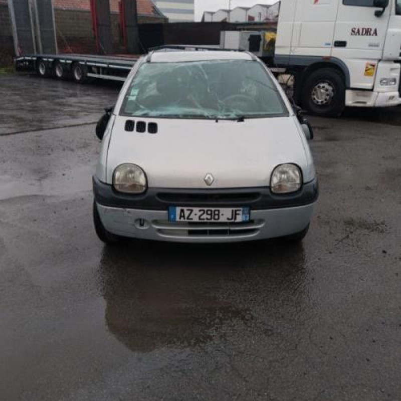 Pare boue avant gauche RENAULT TWINGO 1 Photo n°7