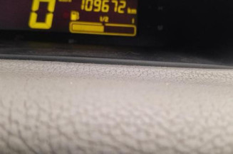 Pare boue avant gauche RENAULT TWINGO 1