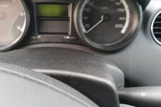 Pare boue avant gauche PEUGEOT 308 1