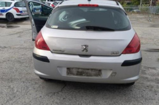 Pare boue avant gauche PEUGEOT 308 1