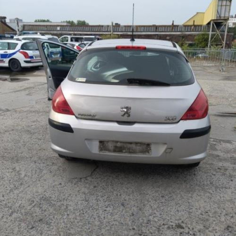 Pare boue avant gauche PEUGEOT 308 1 Photo n°8