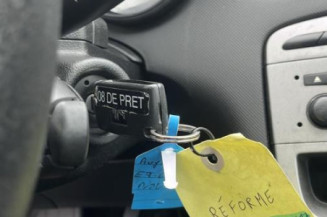 Pare boue avant gauche PEUGEOT 308 1