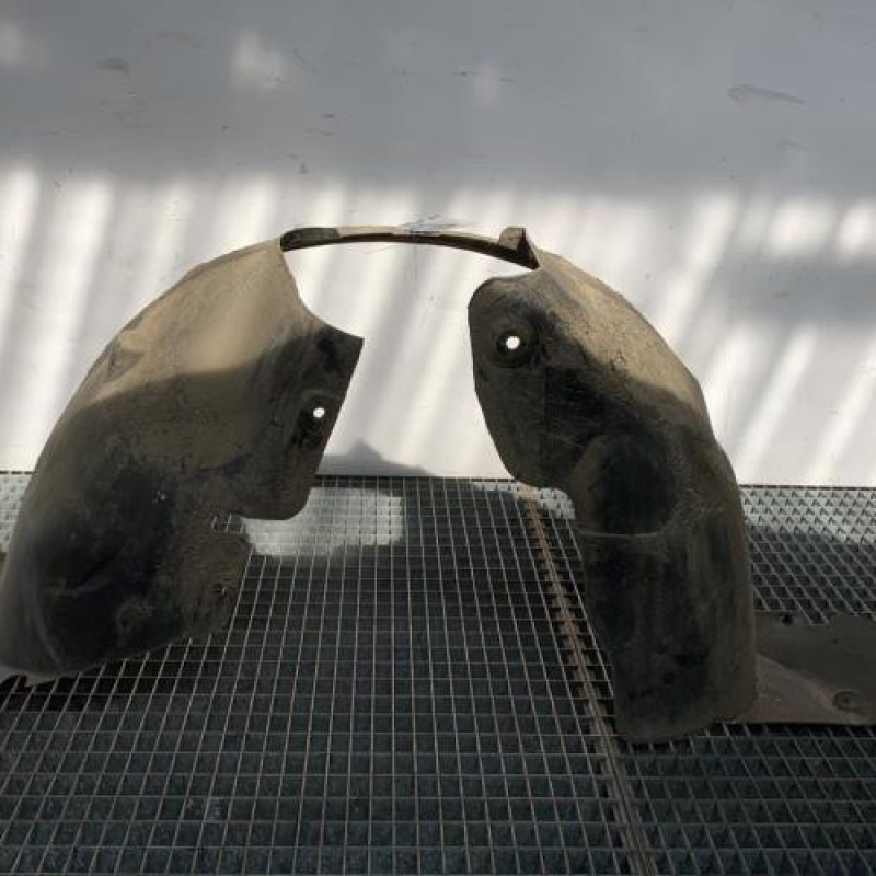 Pare boue avant gauche PEUGEOT 206 Photo n°4