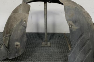 Pare boue avant gauche OPEL INSIGNIA 1 Photo n°1