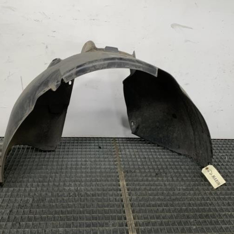 Pare boue avant gauche PEUGEOT 208 1 Photo n°1