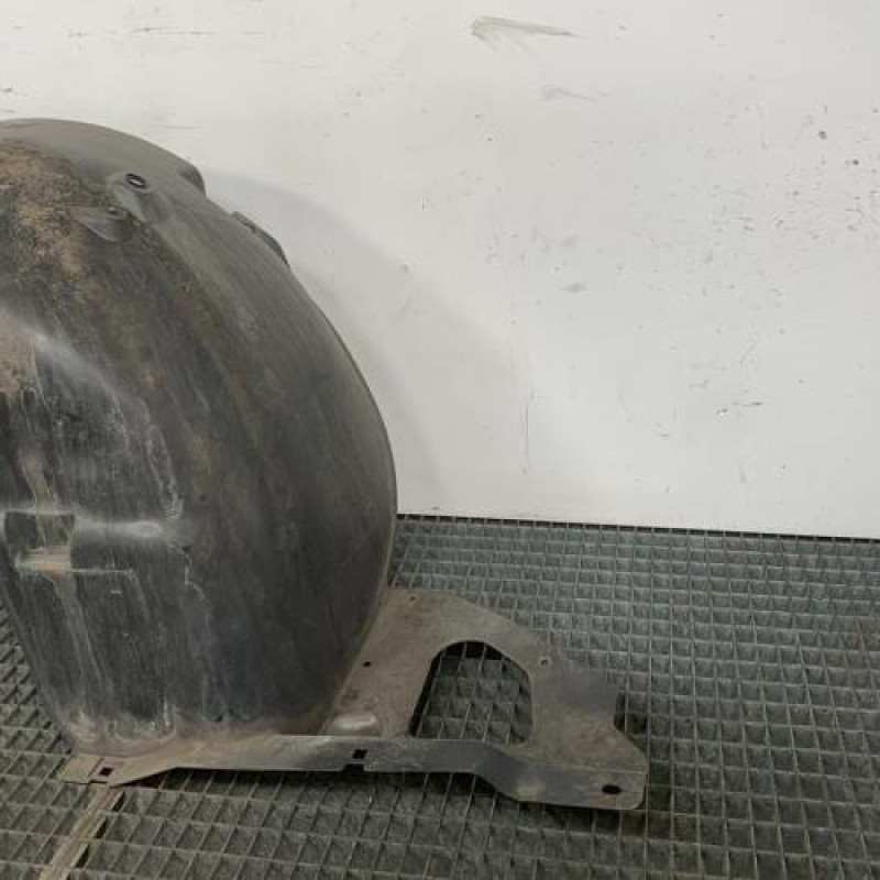 Pare boue avant gauche PEUGEOT 208 1 Photo n°3