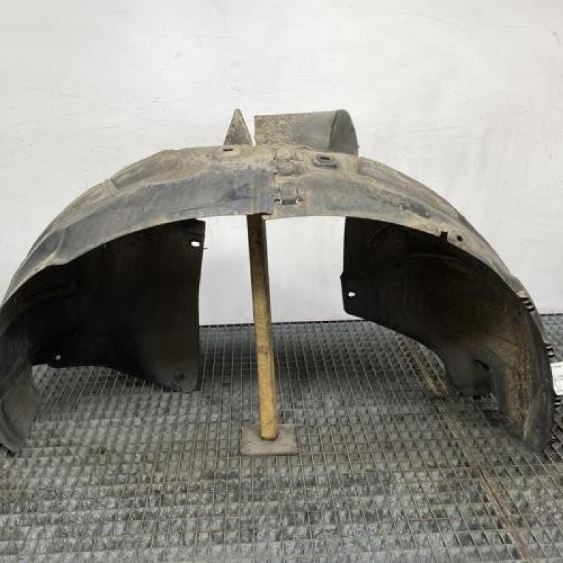 Pare boue avant gauche OPEL ASTRA J Photo n°4