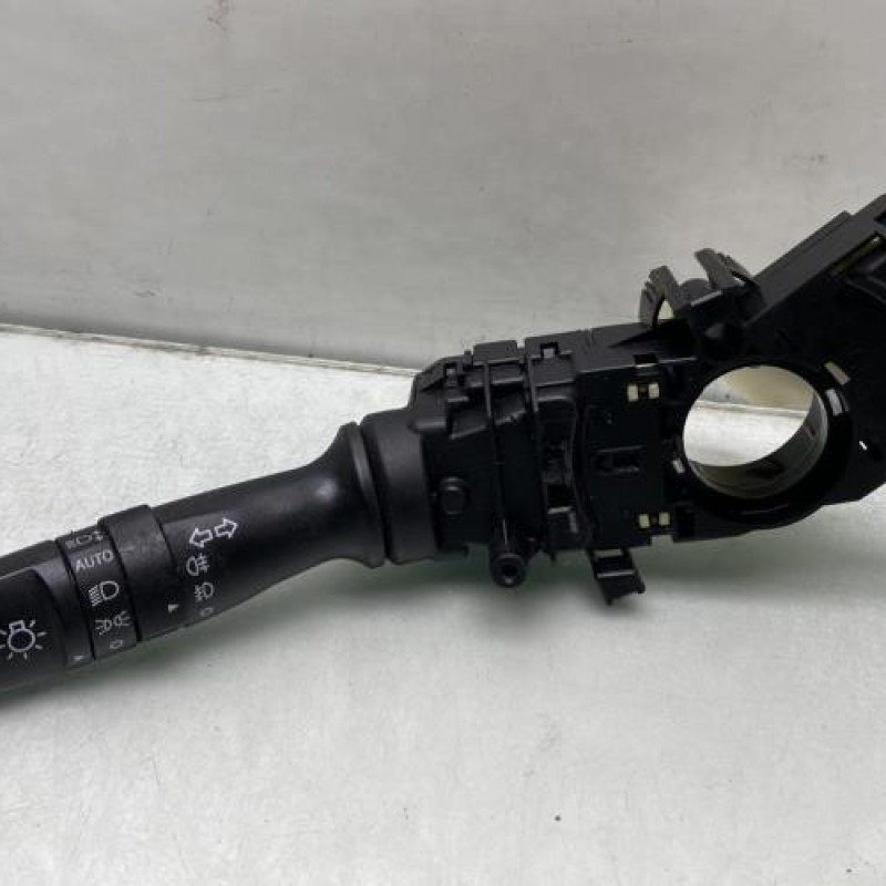 Commodo phare KIA SPORTAGE 3 Photo n°1