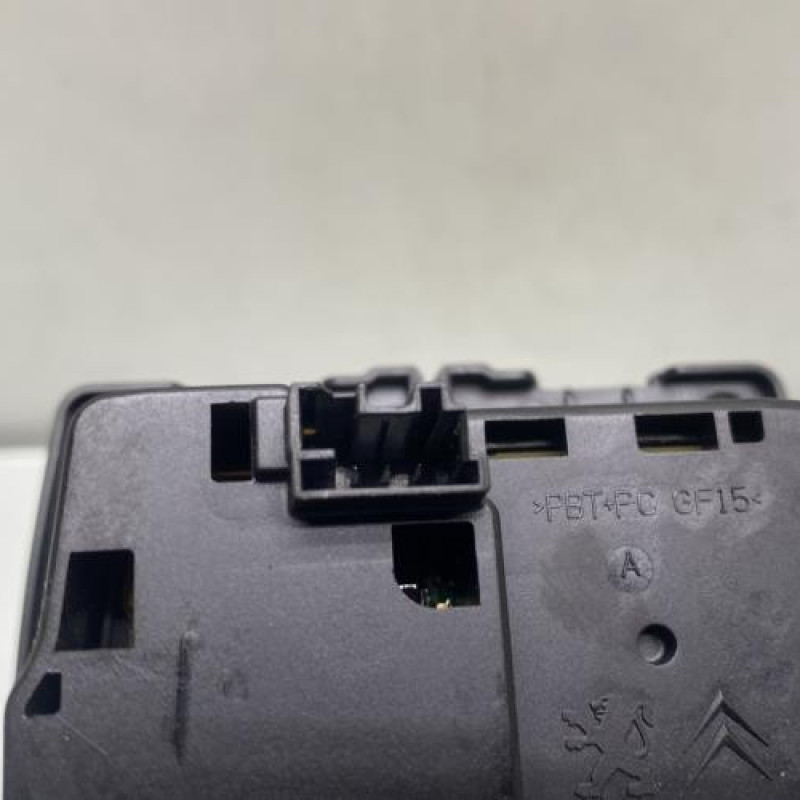 Commande GPS PEUGEOT 508 1 SW Photo n°4