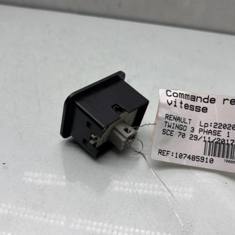 Commande regulateur vitesse RENAULT TWINGO 3 Photo n°5
