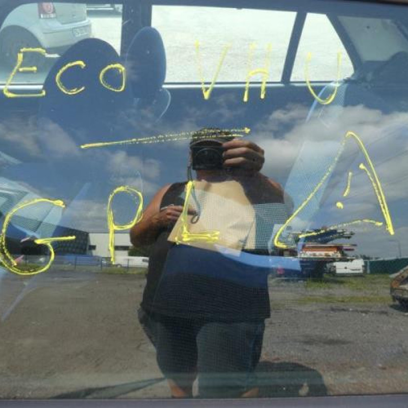 Capot PEUGEOT 106 Photo n°4