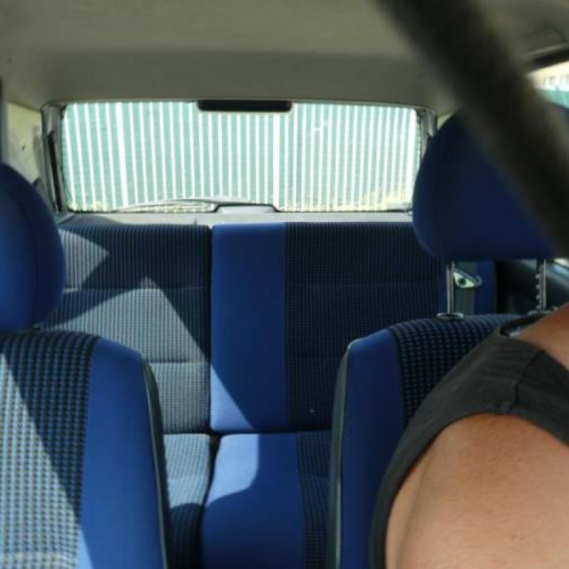 Capot PEUGEOT 106 Photo n°11