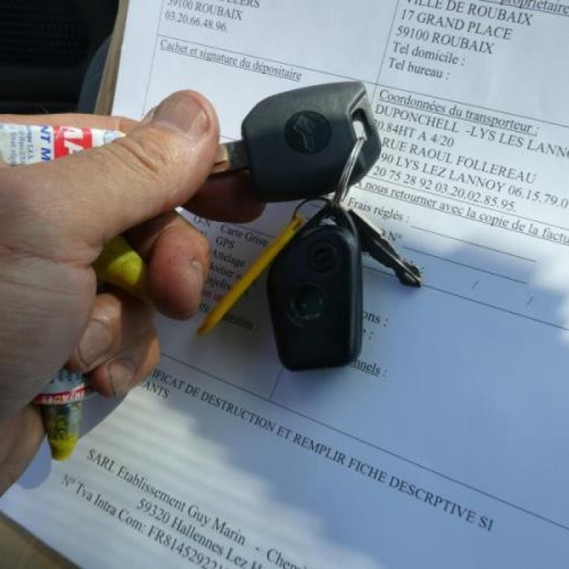 Capot PEUGEOT 106 Photo n°12