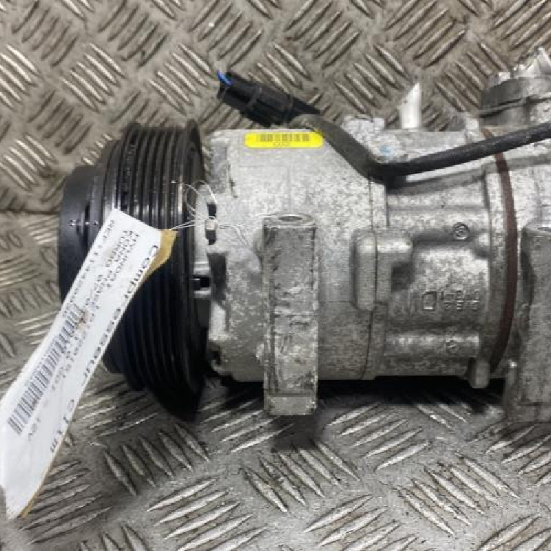 Compresseur clim HYUNDAI KONA Photo n°4