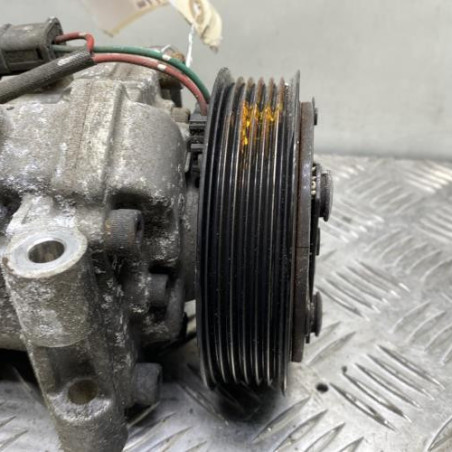 Compresseur clim OPEL VIVARO 3