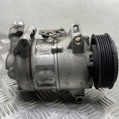 Compresseur clim PEUGEOT 308 2 Photo n°1