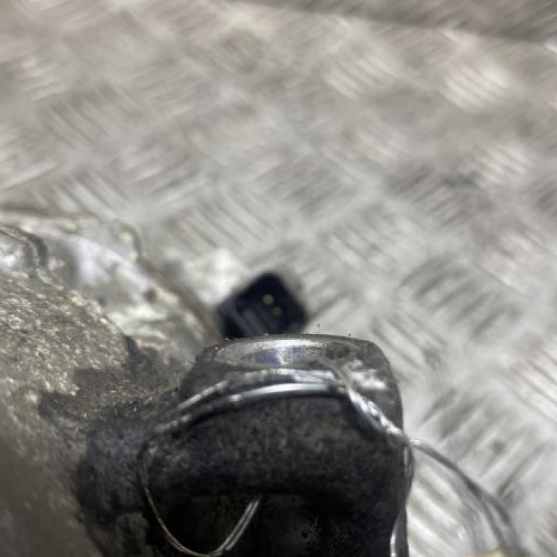 Compresseur clim DS DS4 1 Photo n°4