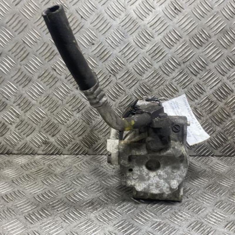 Compresseur clim NISSAN PATHFINDER 2 Photo n°3