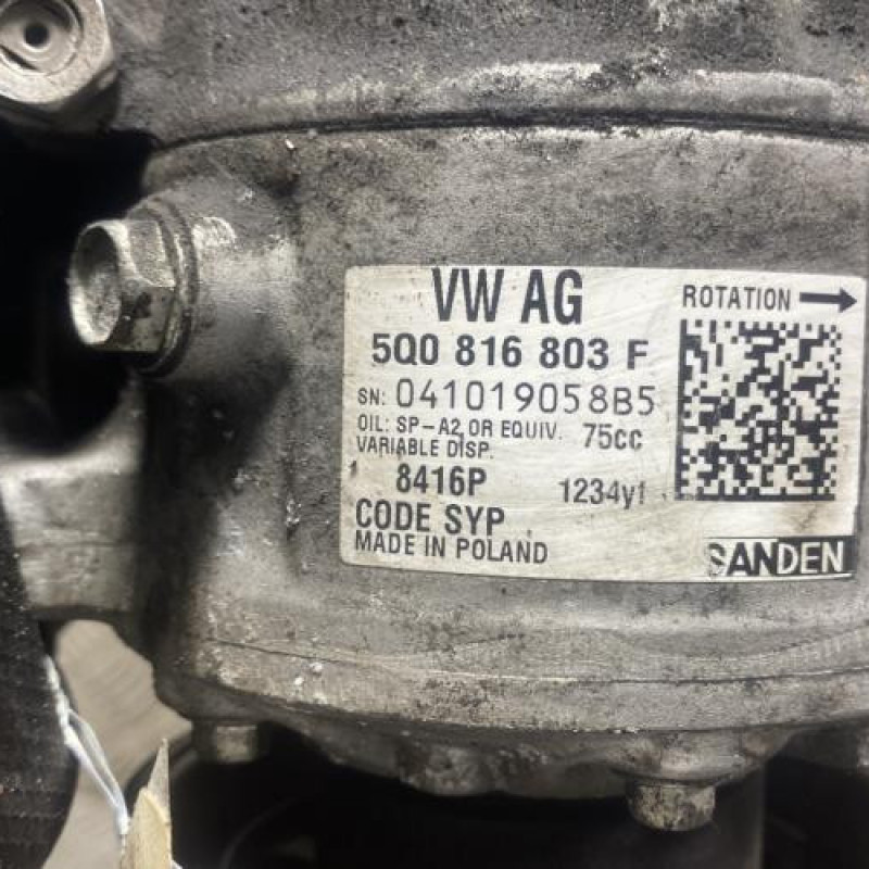 Compresseur clim VOLKSWAGEN GOLF 7 Photo n°5