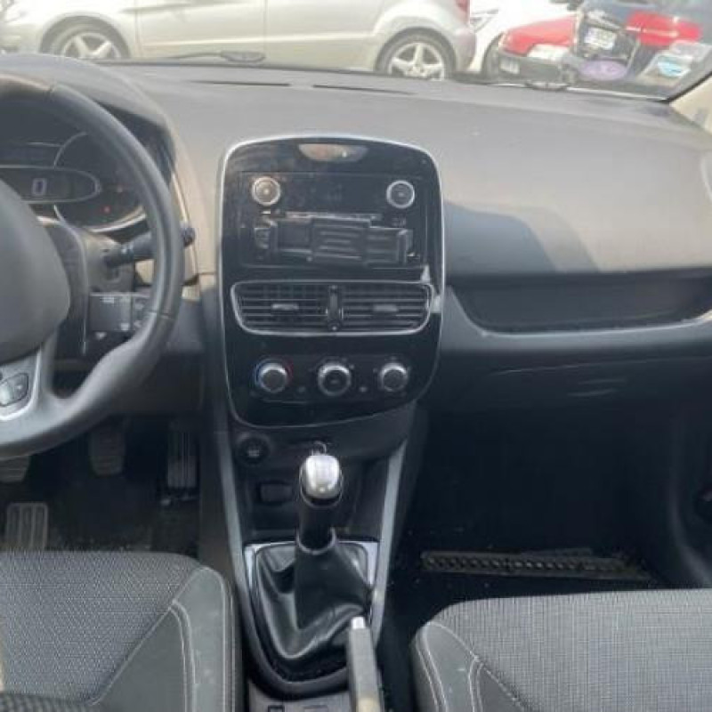 Compresseur clim RENAULT CLIO 4 Photo n°19