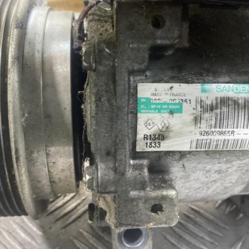 Compresseur clim NISSAN QASHQAI 1 Photo n°2