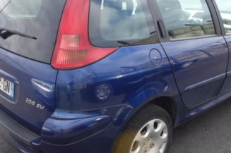 Malle/Hayon arriere PEUGEOT 206