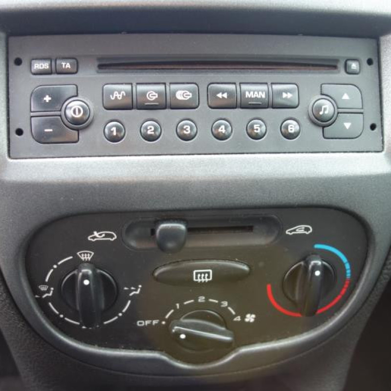 Malle/Hayon arriere PEUGEOT 206 Photo n°8