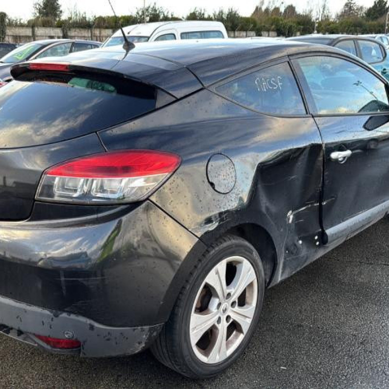 Vitre avant gauche RENAULT MEGANE 3 Photo n°7