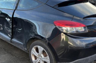 Vitre avant gauche RENAULT MEGANE 3