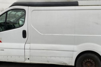 Face avant RENAULT TRAFIC 2