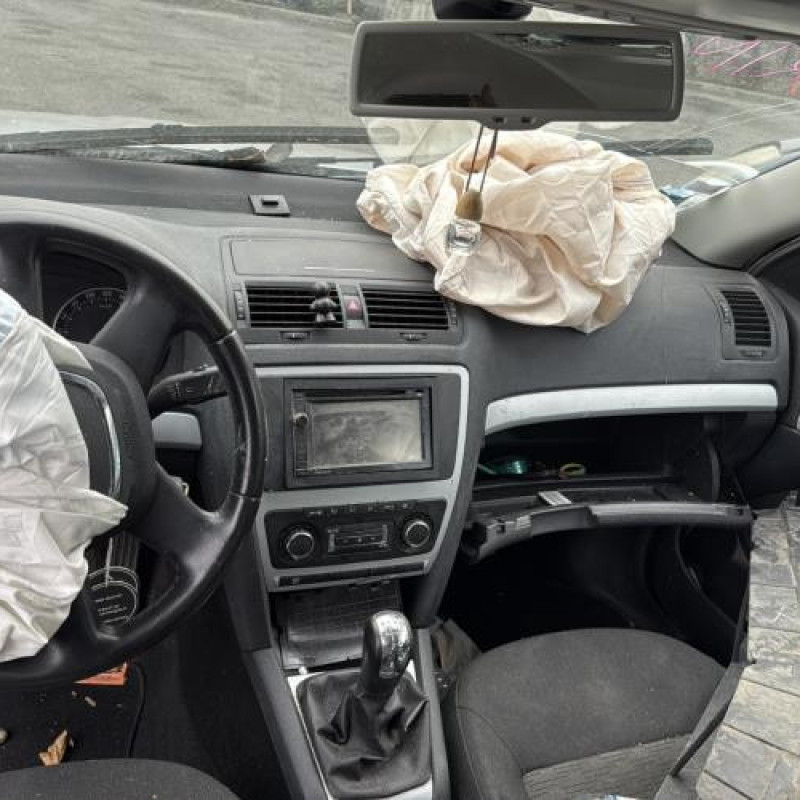 Moteur SKODA OCTAVIA 2 Photo n°17