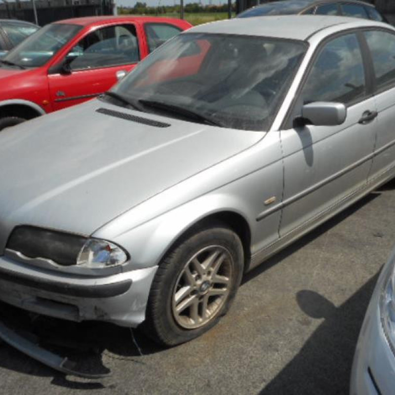 Aile avant gauche BMW SERIE 3 E46 Photo n°3