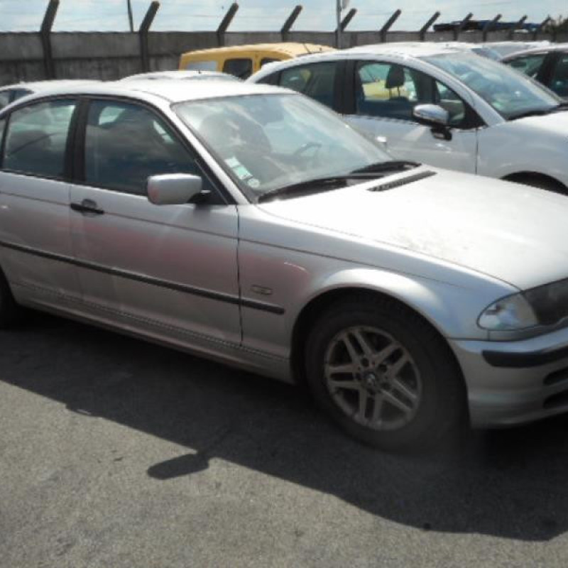 Aile avant gauche BMW SERIE 3 E46 Photo n°4