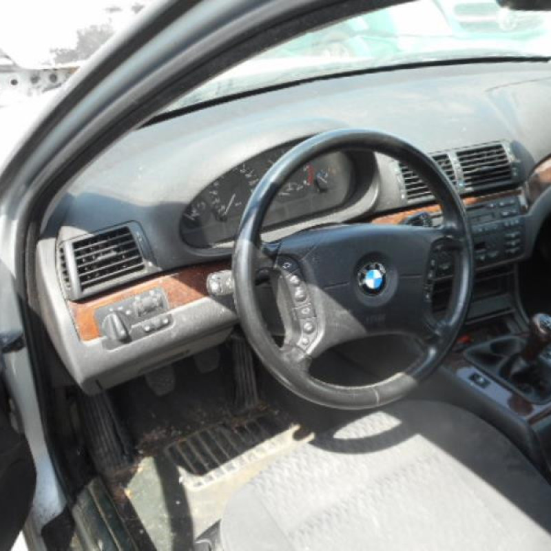 Aile avant gauche BMW SERIE 3 E46 Photo n°7