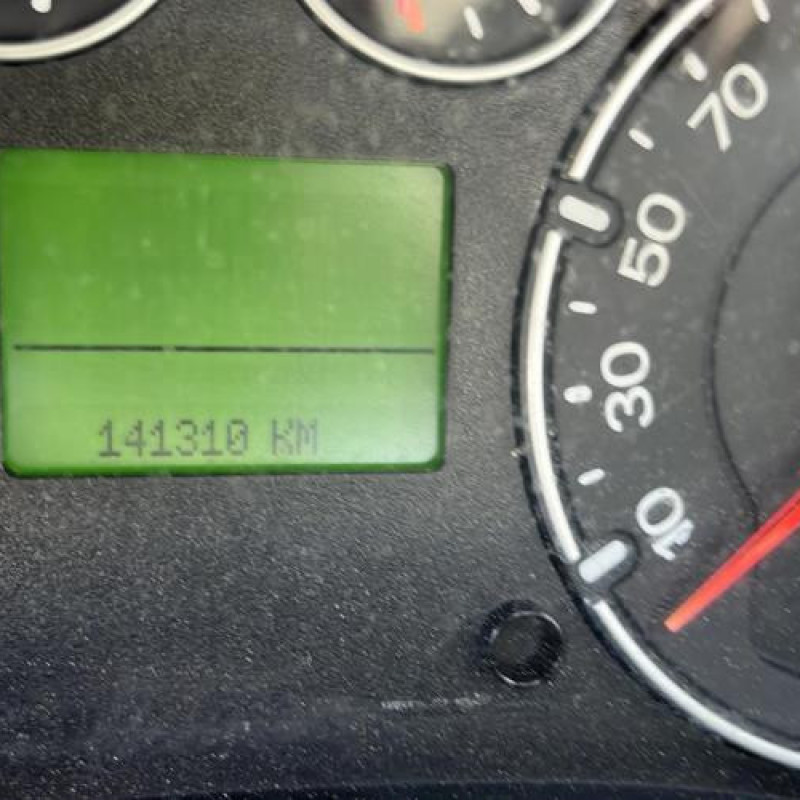 Capot FORD FIESTA 5 Photo n°14