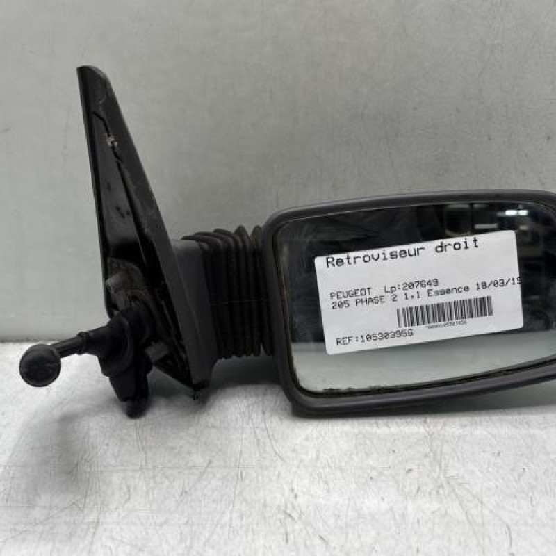 Retroviseur droit PEUGEOT 205 Photo n°1