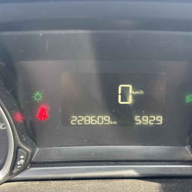 Antenne PEUGEOT 308 2 Photo n°20