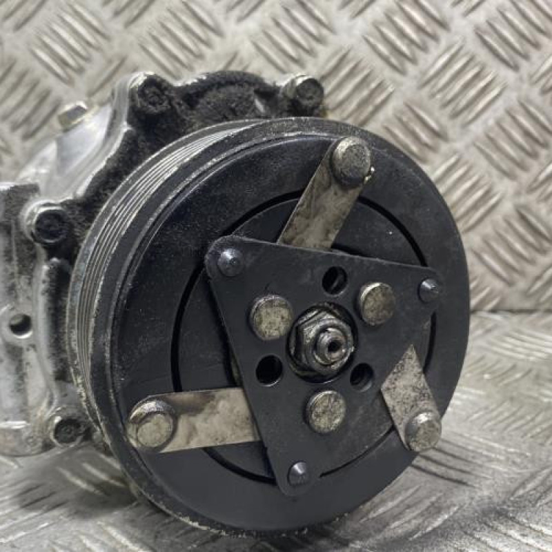 Compresseur clim PEUGEOT EXPERT 2 Photo n°4