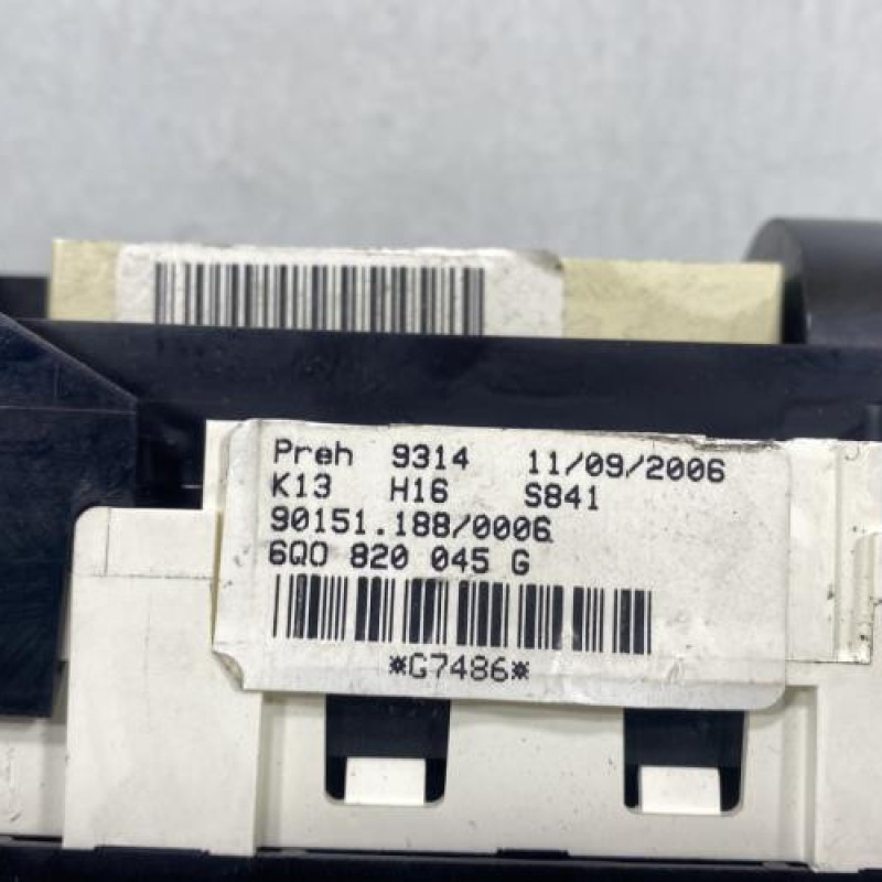 Commande chauffage VOLKSWAGEN POLO 4 Photo n°2